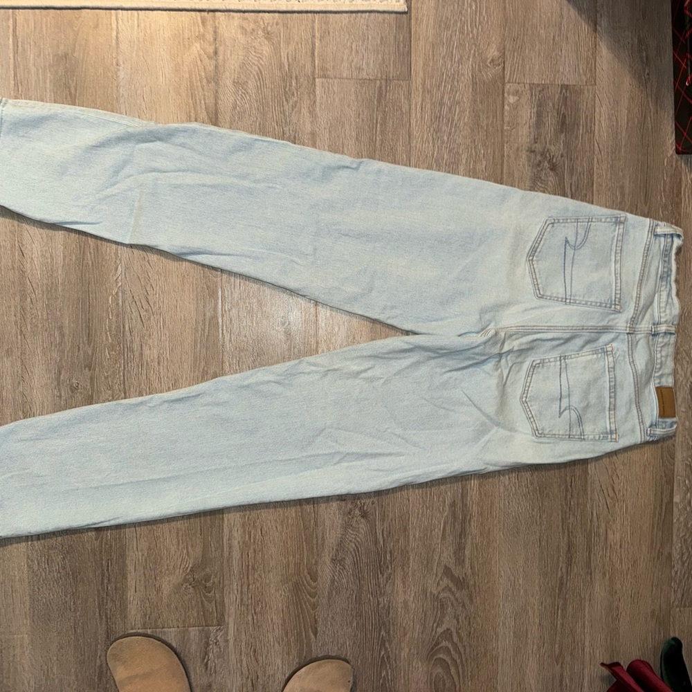 AMERICAN EAGLE Highest Rise Baggy Straight Jean - Picture 6 of 6